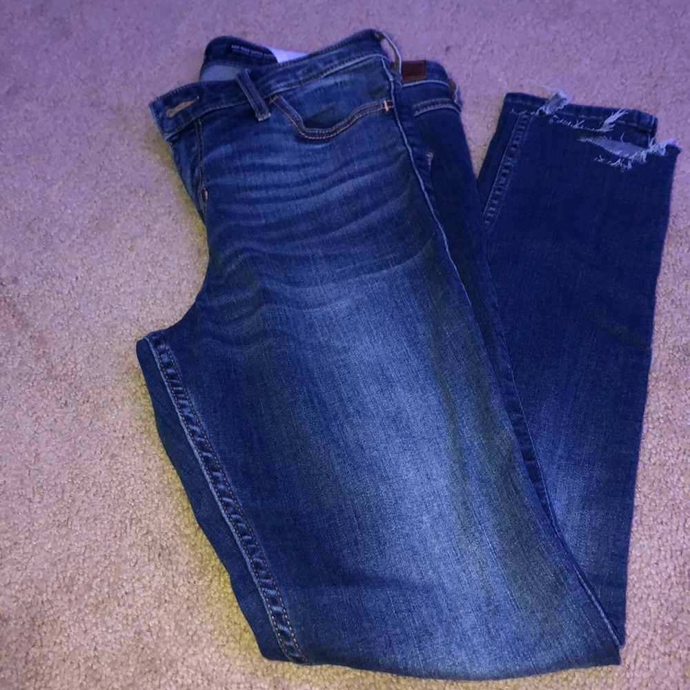 Hollister Mid-Rise Super Skinny Jeans